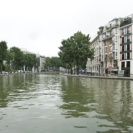 Apartment Studio At Colonel Fabien *